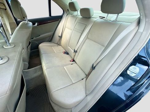 Used 2009 Mercedes-Benz C 300 4MATIC Sedan image 22