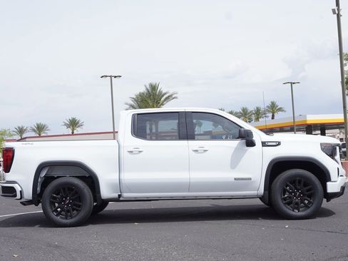 New 2026 GMC Sierra 1500 Elevation image 2