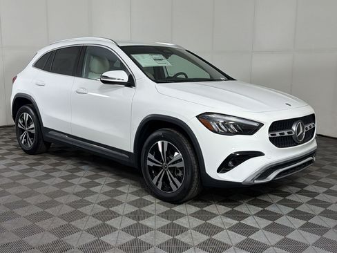 Used 2026 Mercedes-Benz GLA 250 4MATIC image 7
