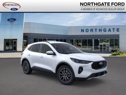 New 2025 Ford Escape SE w/ PHEV Premium Package