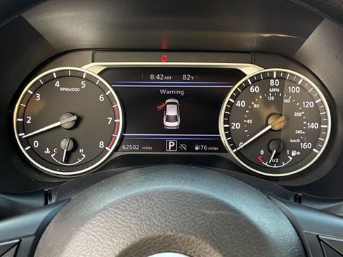 Used 2024 Nissan Sentra SV FWD image 25