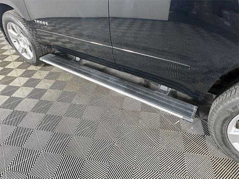 Used 2019 Chevrolet Tahoe Premier image 39