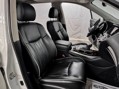 Used 2019 INFINITI QX60 Luxe w/ Sensory Package AWD/4WD image 13