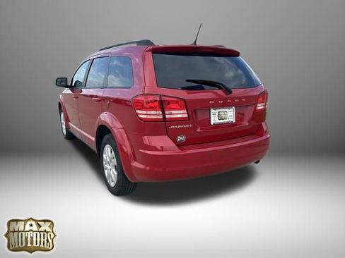 Used 2018 Dodge Journey SE w/ Connectivity Group FWD image 6