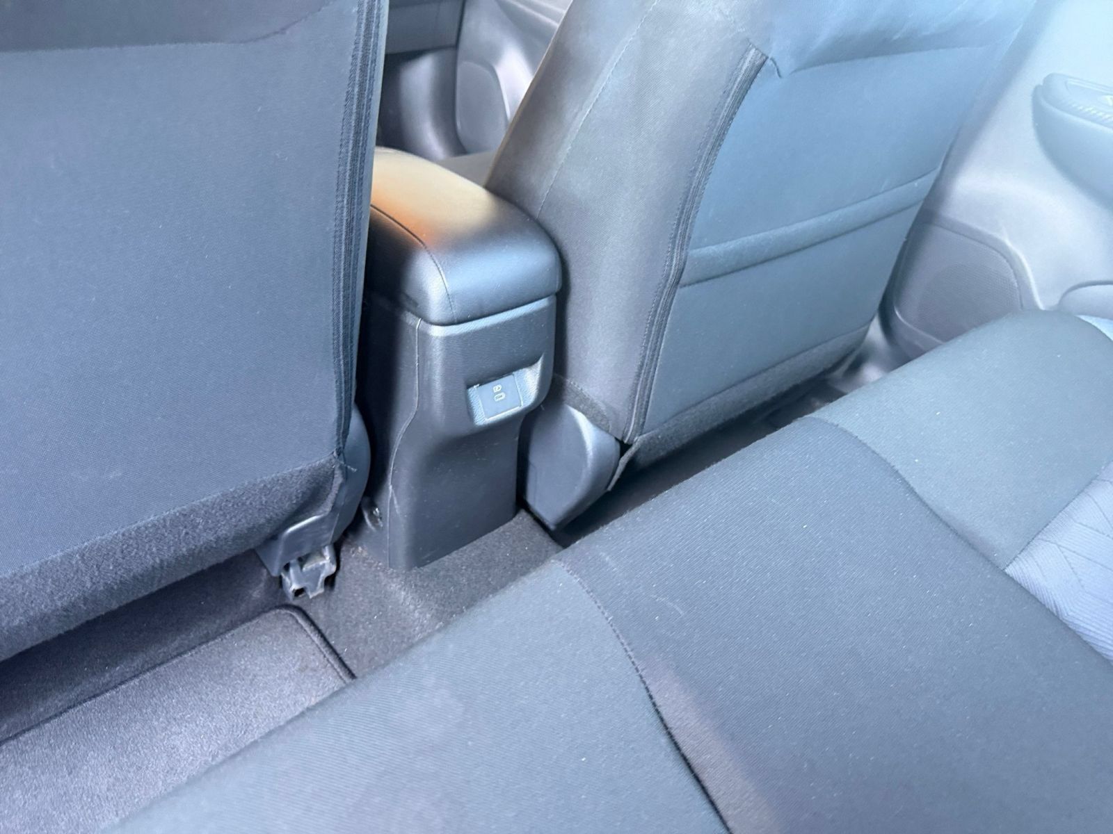 Used 2025 Nissan Versa SV FWD image 22