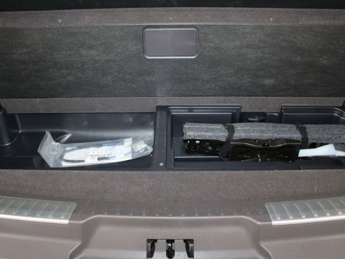 Used 2023 Lincoln Navigator Reserve image 19