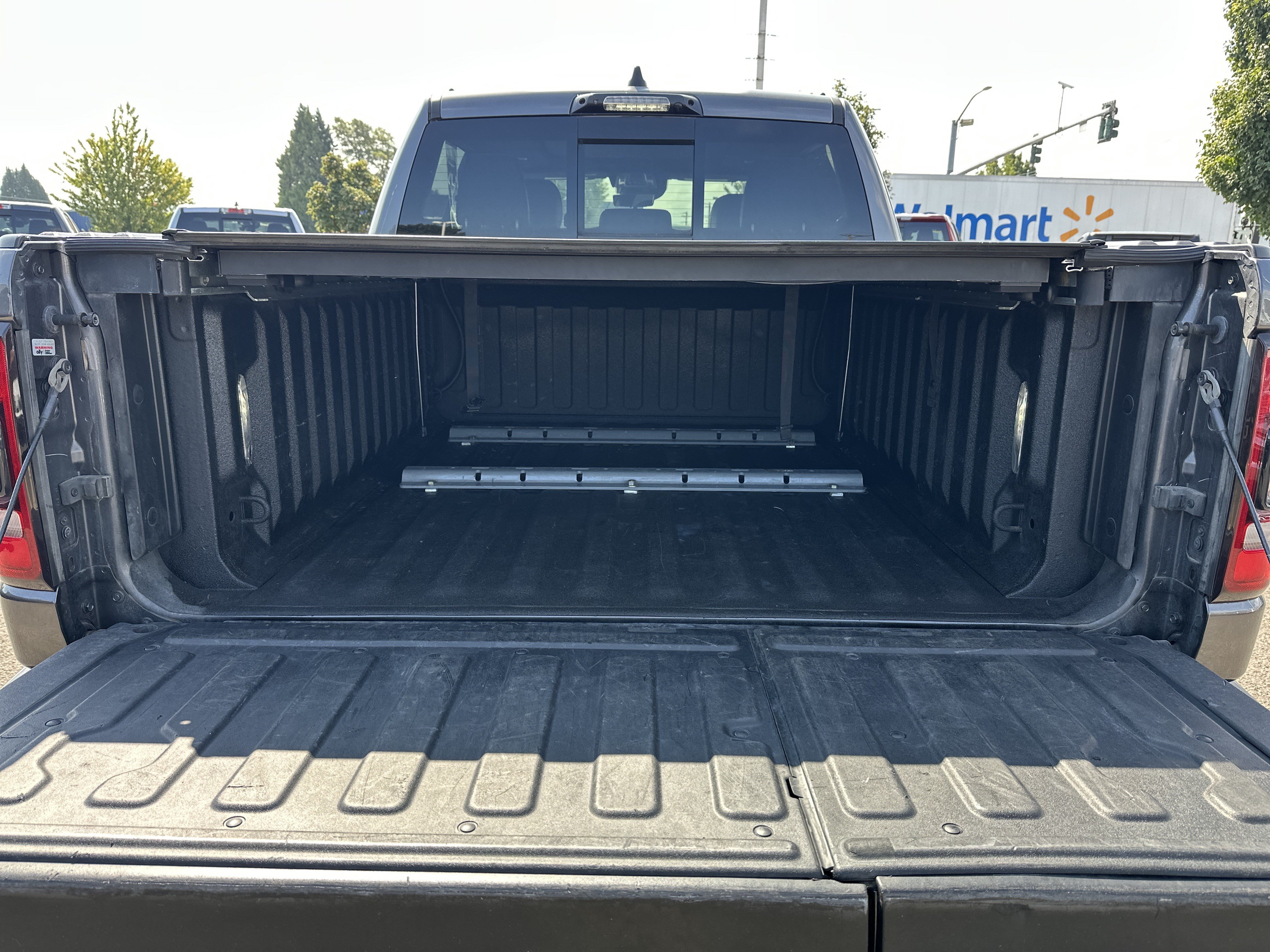Used 2021 RAM 1500 Limited w/ Night Edition AWD/4WD image 5