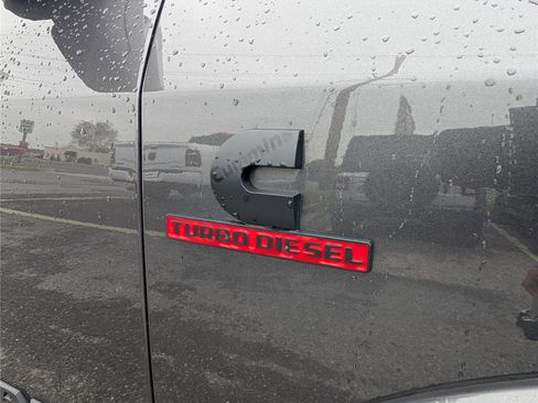 Used 2022 RAM 3500 Laramie AWD/4WD image 12