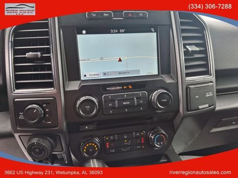 Used 2018 Ford F150 XLT w/ Equipment Group 302A Luxury AWD/4WD image 8