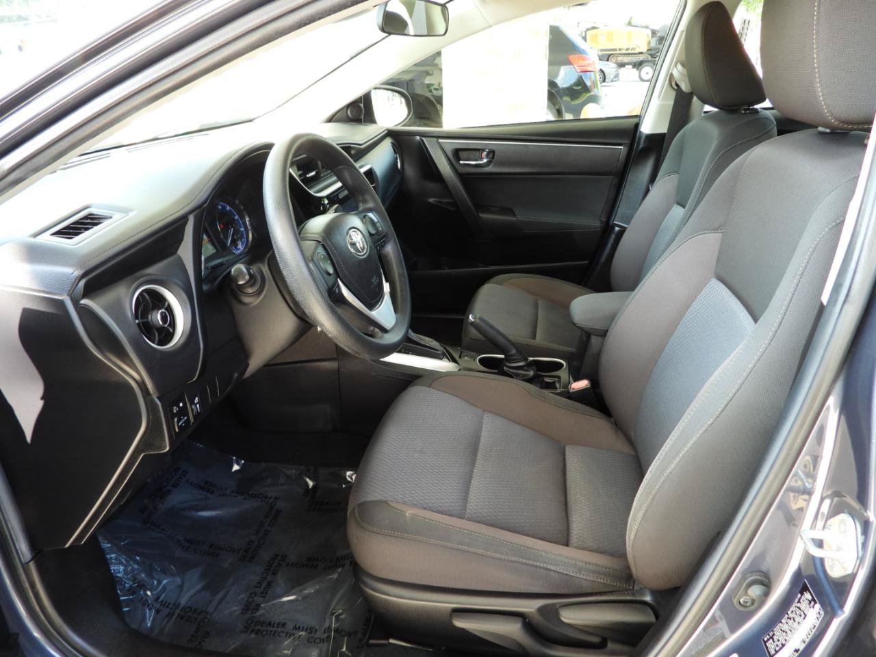 Used 2019 Toyota Corolla LE FWD image 38