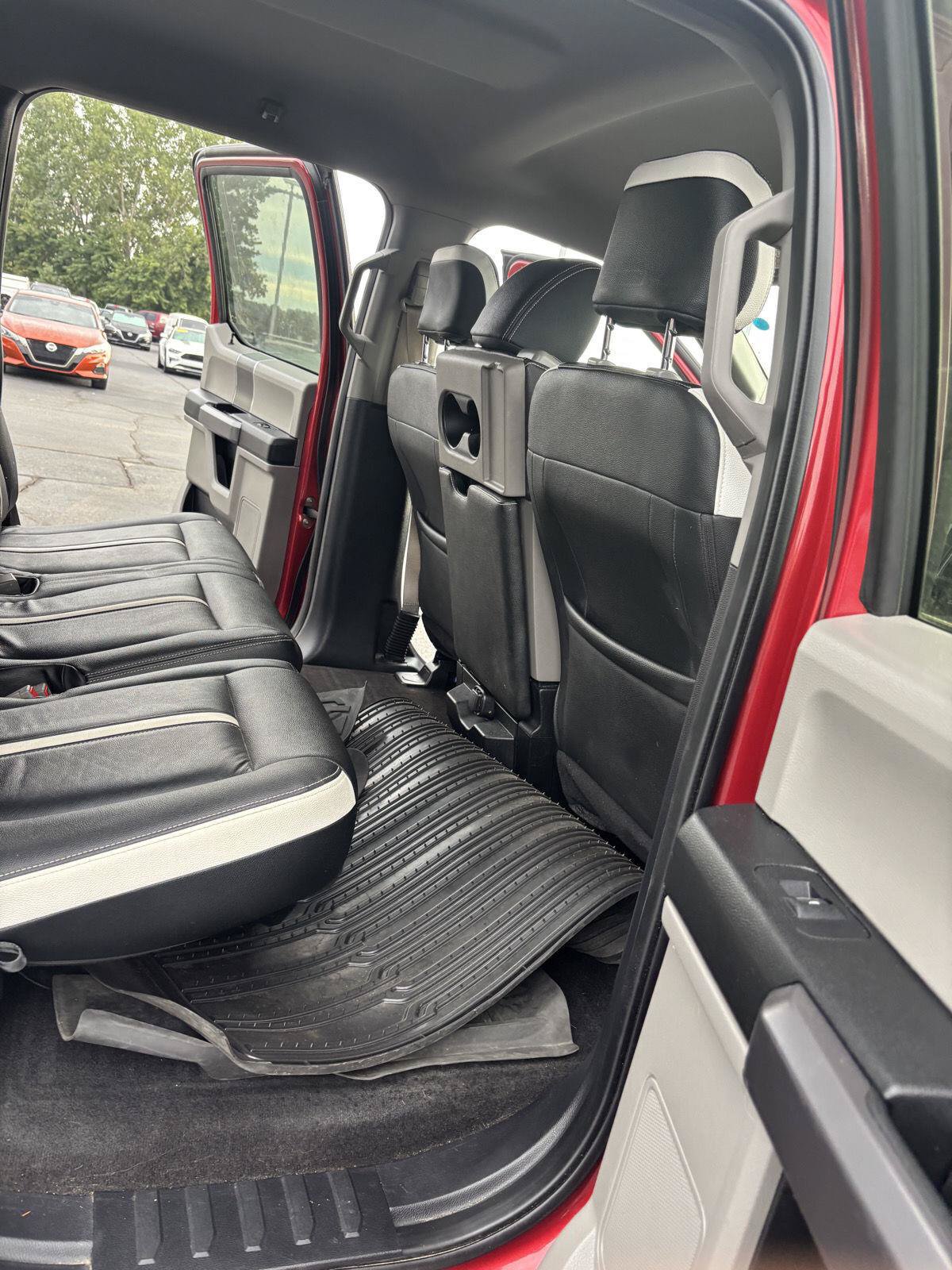 Used 2019 Ford F150 XLT w/ Equipment Group 302A Luxury AWD/4WD image 8