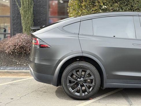 Used 2022 Tesla Model X image 22