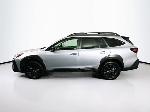 Used 2025 Subaru Outback Onyx Edition AWD/4WD image 4