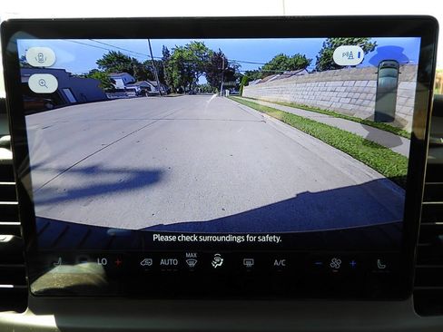 Used 2022 Ford Transit 350 XLT AWD/4WD image 39