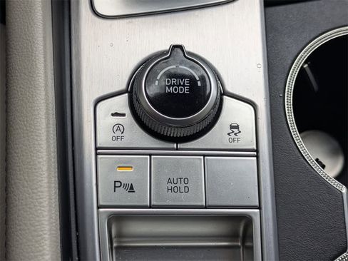 Used 2020 Genesis G70 2.0T w/ Elite Package image 29