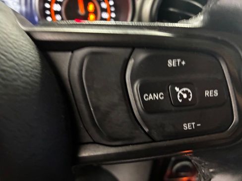 Used 2021 Jeep Wrangler Unlimited Sport AWD/4WD image 16