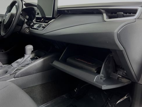 Used 2024 Toyota Corolla LE FWD image 34