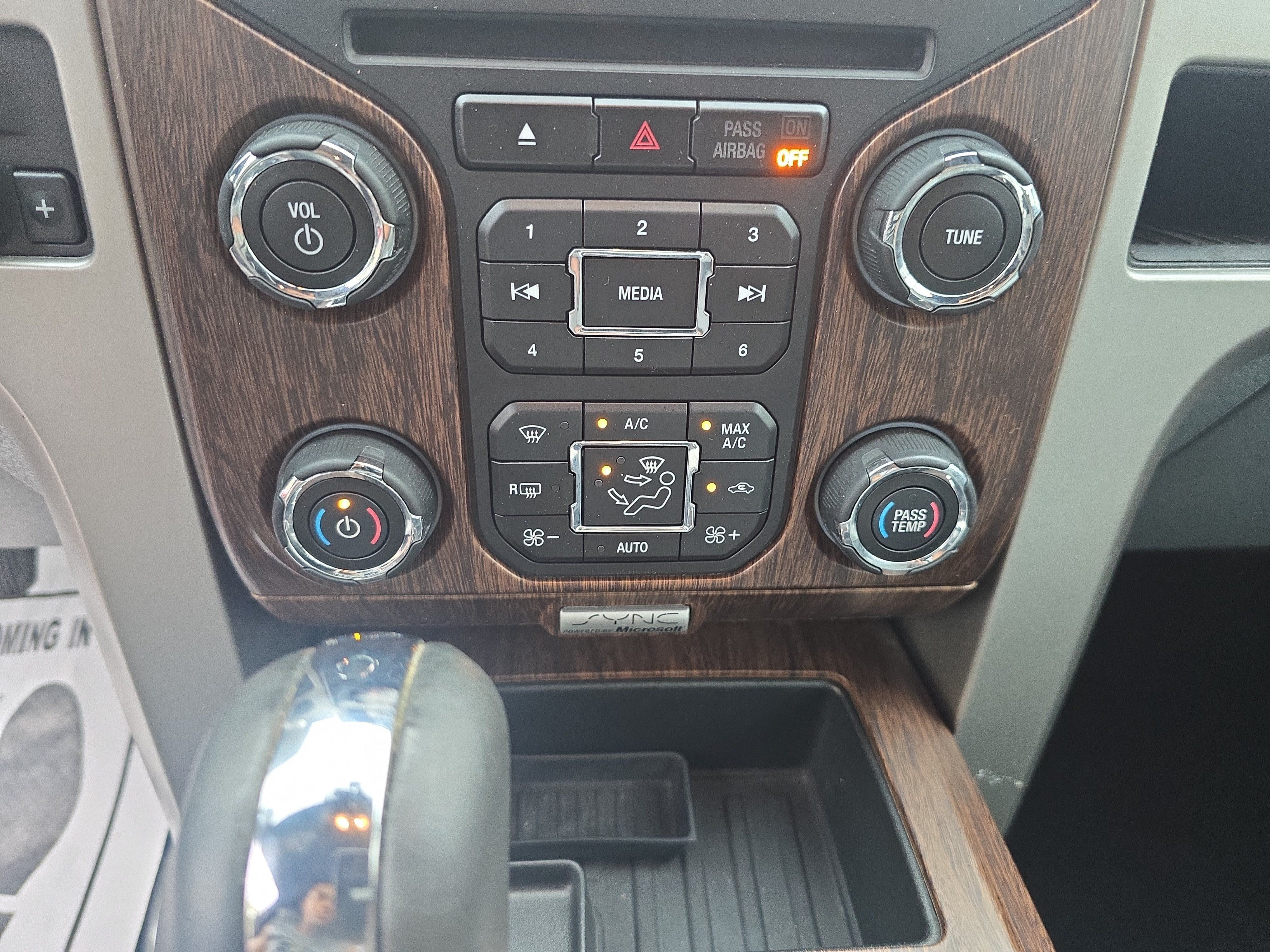 Used 2013 Ford F150 Lariat w/ Luxury Equipment Group AWD/4WD image 20
