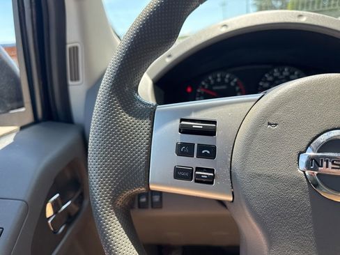 Used 2016 Nissan Frontier SV AWD/4WD image 13