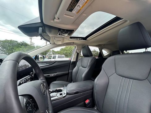 Used 2023 Lexus NX 350h AWD w/ Vision Package image 12