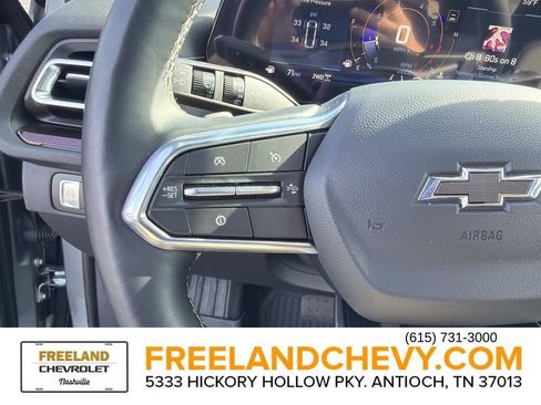 Used 2025 Chevrolet Traverse Z71 w/ Driver Confidence Package image 28