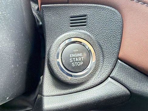 Used 2022 Subaru Outback Touring XT w/ Popular Package #2 AWD/4WD image 25