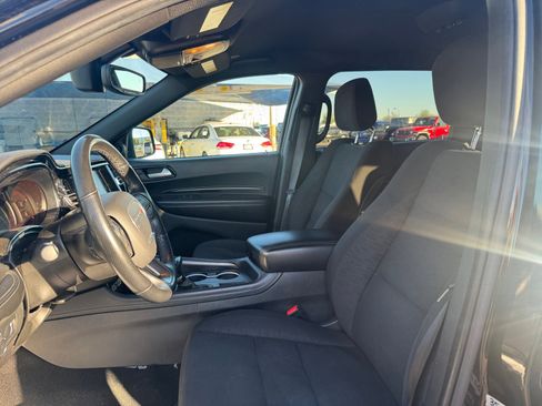 Used 2023 Dodge Durango SXT image 12