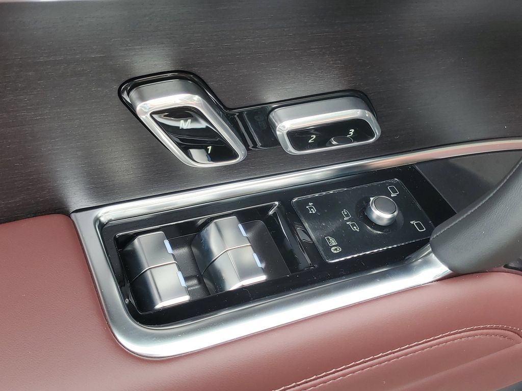 New 2026 Land Rover Range Rover SE AWD/4WD image 9