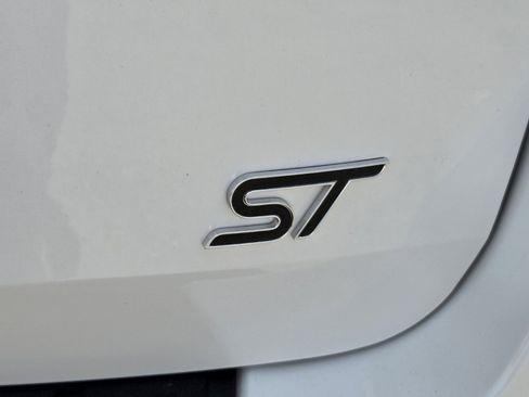 Used 2025 Ford Explorer ST w/ Sun And Sound Package image 31