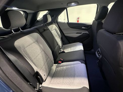 Used 2024 Chevrolet Equinox LS FWD image 23