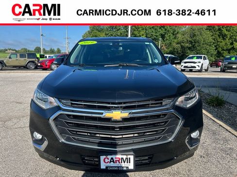 Used 2019 Chevrolet Traverse Premier w/ Driver Confidence II Package FWD image 2