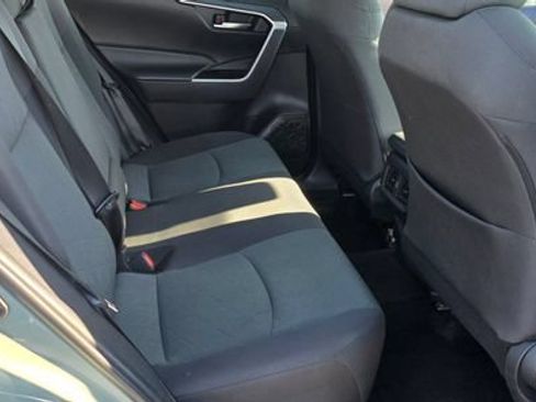 Used 2023 Toyota RAV4 XLE AWD/4WD image 14