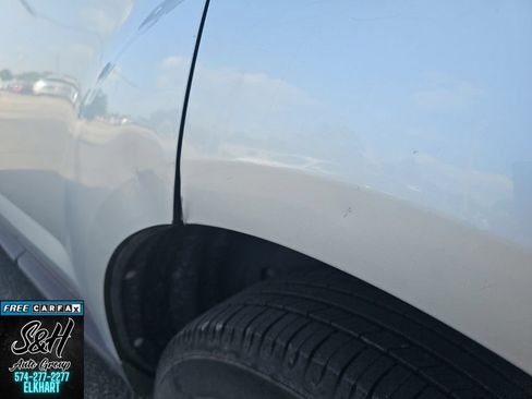 Used 2011 Chevrolet Equinox LS w/ LPO, Protection Package AWD/4WD image 5