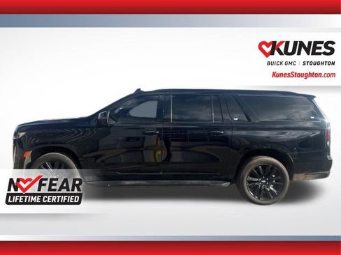 Used 2023 Cadillac Escalade ESV Sport AWD/4WD image 8