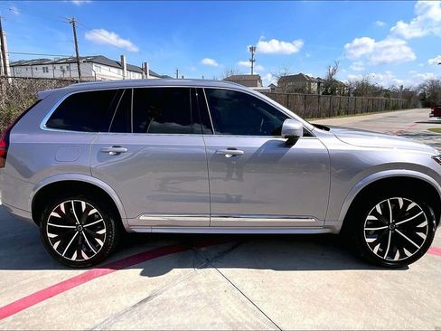 New 2026 Volvo XC90 T8 Core w/ Protection Package Premier image 22