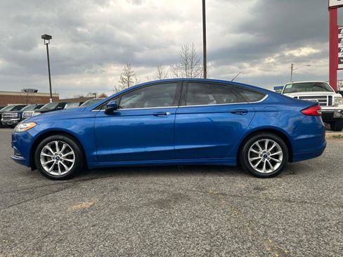 Used 2017 Ford Fusion SE image 8