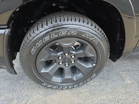 New 2026 RAM 1500 Big Horn AWD/4WD image 4