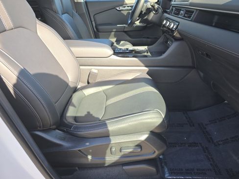 Used 2025 Honda Pilot EX-L image 25