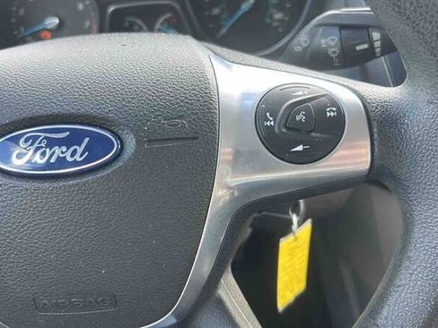 Used 2014 Ford Focus SE FWD image 20