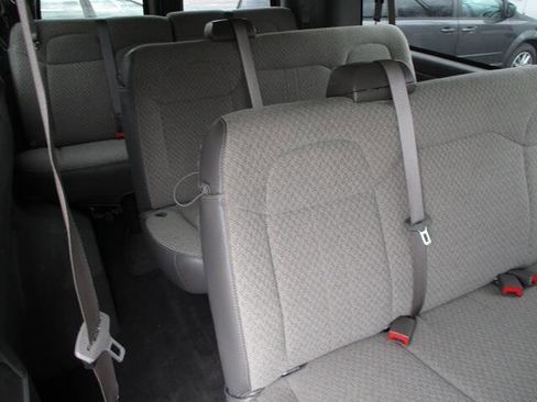 Used 2017 Chevrolet Express 3500 LT w/ LT Preferred Equipment Group image 14