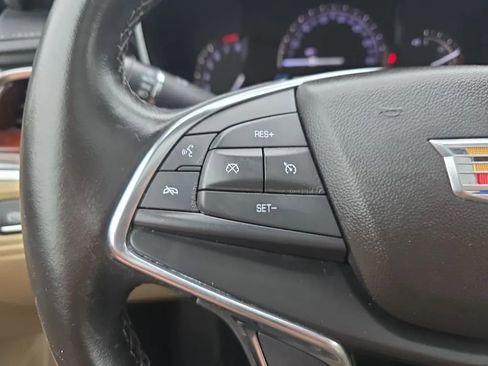 Used 2019 Cadillac XT5 Luxury FWD image 20