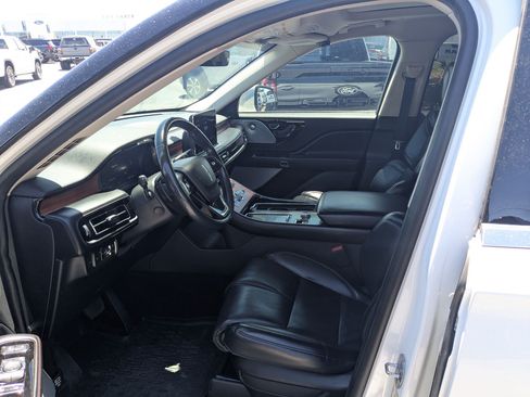 Used 2021 Lincoln Aviator Reserve AWD/4WD image 26