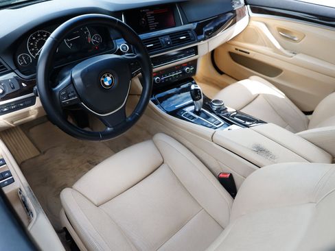 Used 2015 BMW 528i Sedan image 4