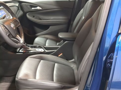 Used 2020 Buick Encore GX Essence w/ Advanced Technology Package AWD/4WD image 20