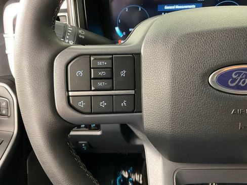 Used 2025 Ford F250 Lariat w/ Black Appearance Package AWD/4WD image 24