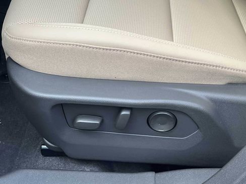 New 2026 Buick Envision Preferred AWD/4WD image 19