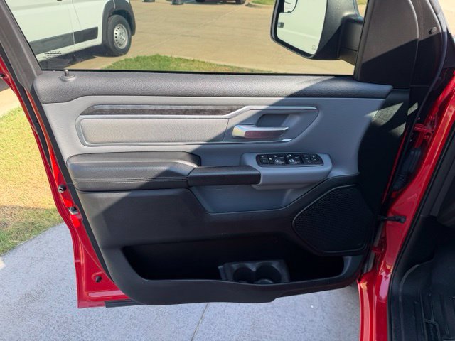 Used 2020 RAM 1500 Big Horn AWD/4WD image 9