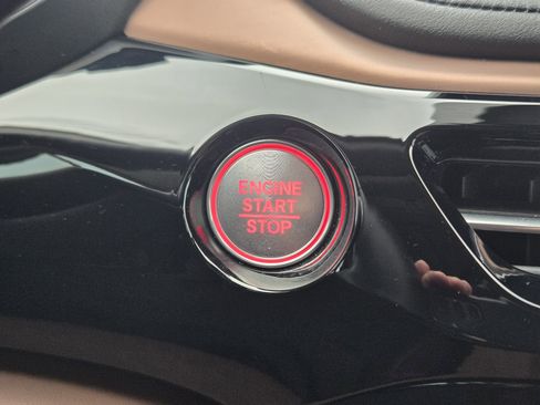 Certified 2025 Acura MDX w/ Technology Package image 21