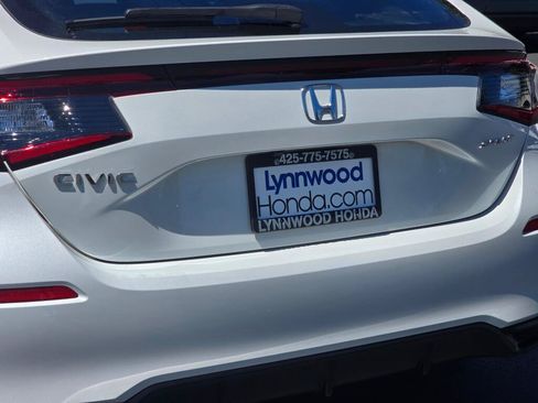 Certified 2025 Honda Civic Sport image 13