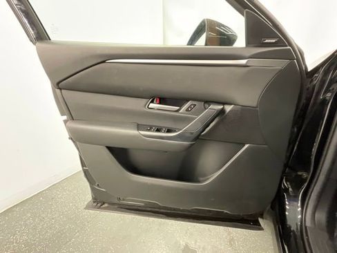 Used 2025 MAZDA CX-50 AWD 2.5 S w/ Premium Package image 9